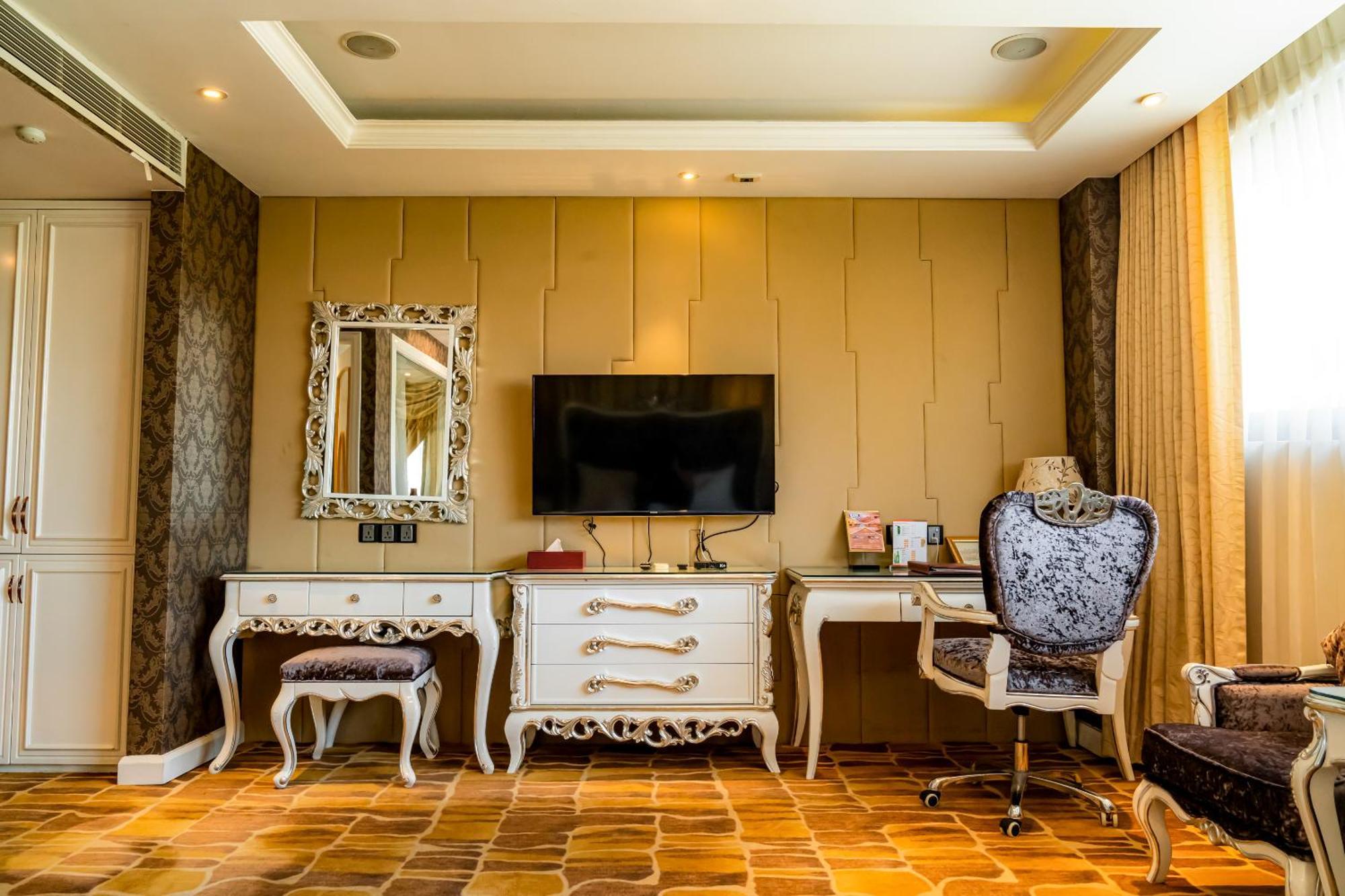 Hoang Trieu Hotel TP. Hồ Chí Minh Ngoại thất bức ảnh